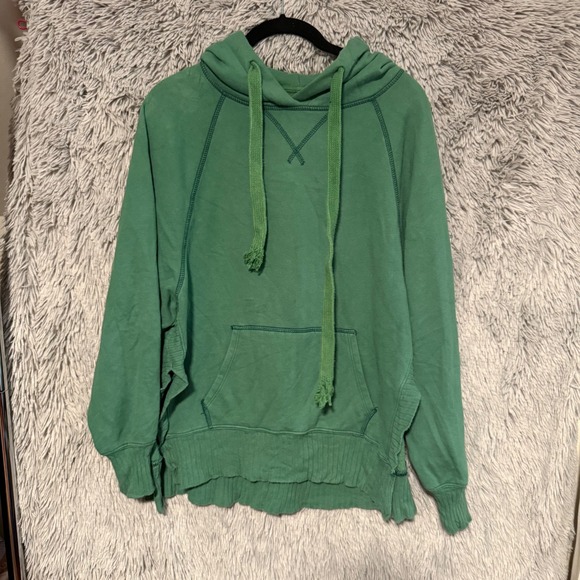 American Eagle Green Distressed Cropped Hoodie Sweatshirt XS - Picture 2 of 4